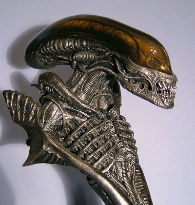 Alien bust by Hot Toys