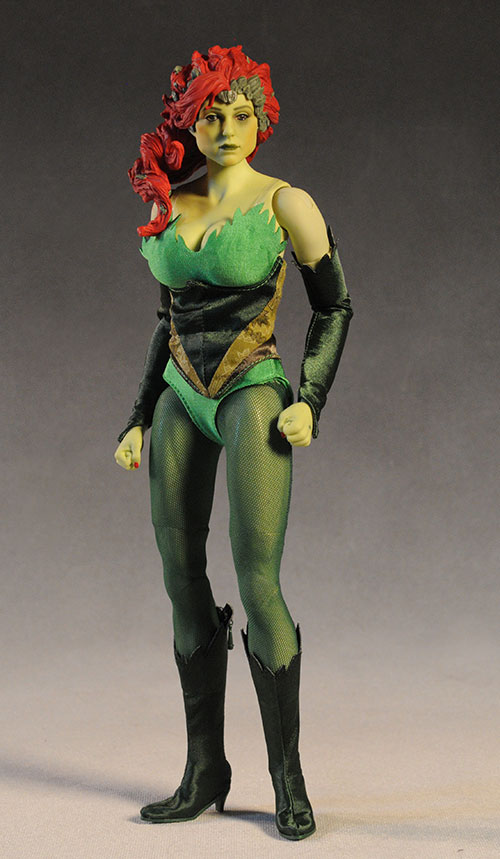 Deluxe Poison Ivy action figyre by DC Direct
