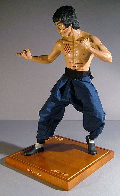 Bruce Lee Enter the Dragon quarter scale statue by Enterbay