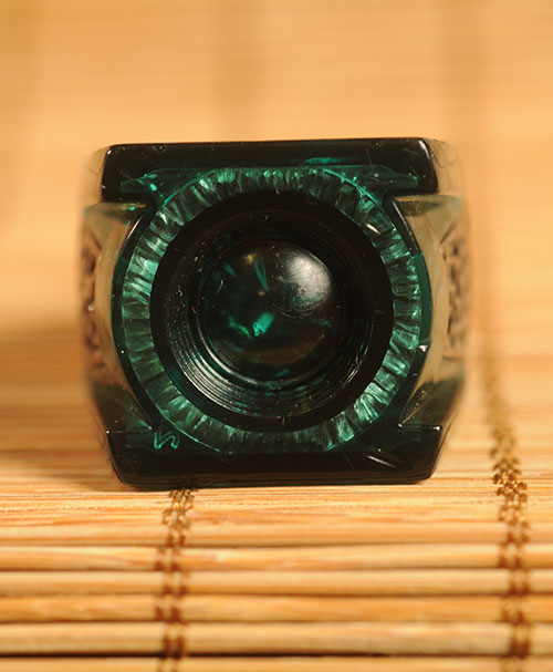 Green Lantern movie ring key chain prop replica from Toys R Us