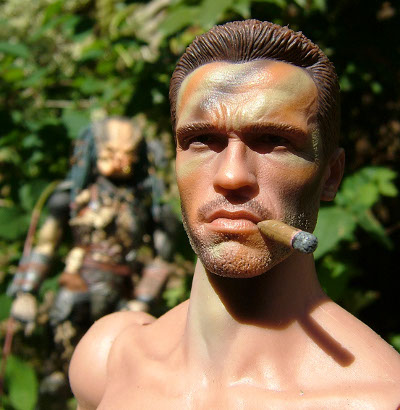 Dutch Predator sixth scale action figures from Hot Toys