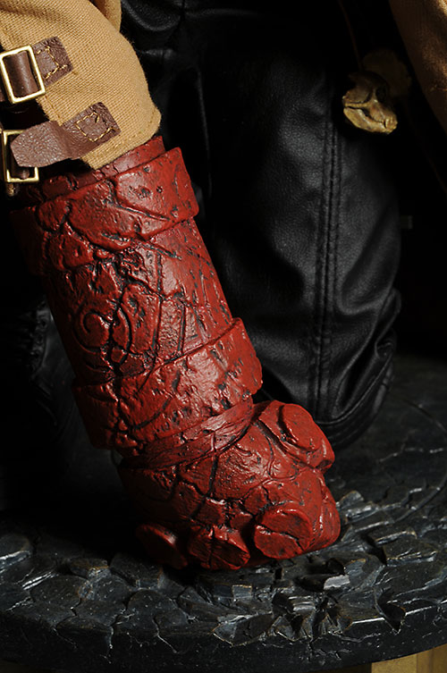 Hellboy II Premium Format statue by Sideshow Collectibles