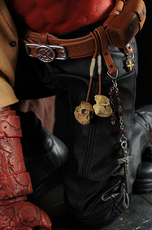 Hellboy II Premium Format statue by Sideshow Collectibles