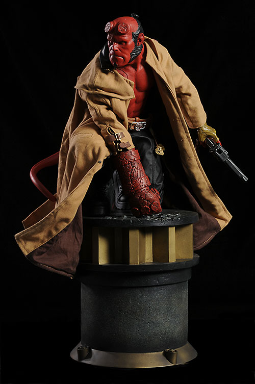 Hellboy II Premium Format statue by Sideshow Collectibles