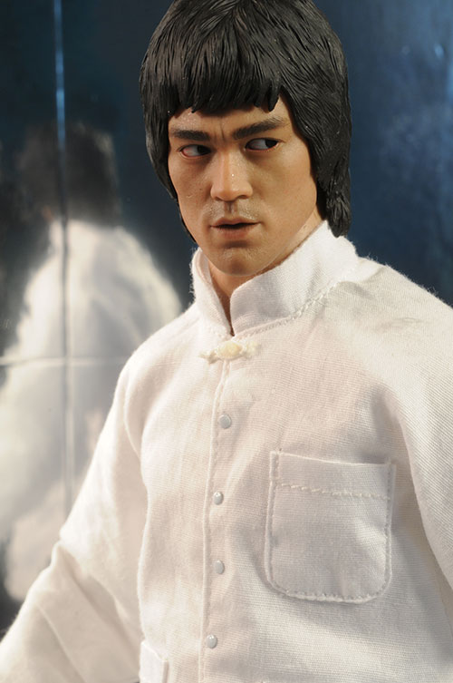 Bruce Lee Enter the Dragon sixth scale action figure by Hot Toys