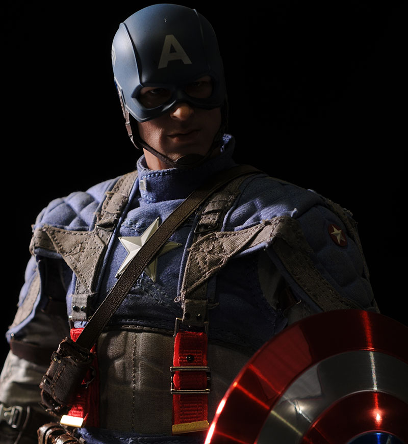 Captain America sixth scale action figure by Hot Toys