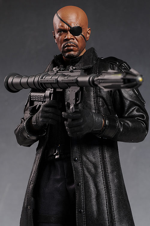 Nick Fury The Avengers sixth scale action figure by Hot Toys