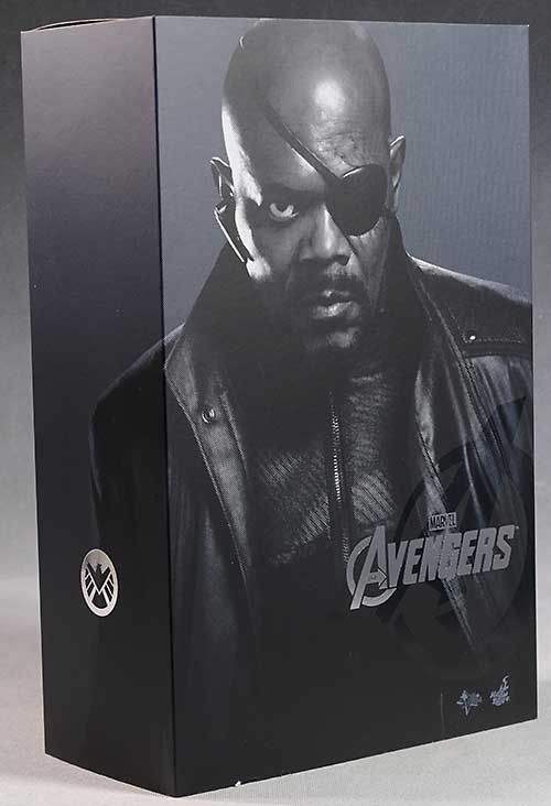 Nick Fury The Avengers sixth scale action figure by Hot Toys