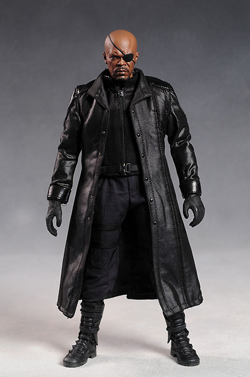 Nick Fury The Avengers sixth scale action figure by Hot Toys