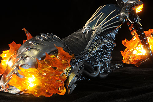 Ghost Rider Johnny Blaze action figure and Hell Cycle motorcycle by hot Toys
