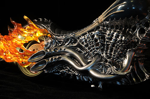 Ghost Rider Johnny Blaze action figure and Hell Cycle motorcycle by hot Toys