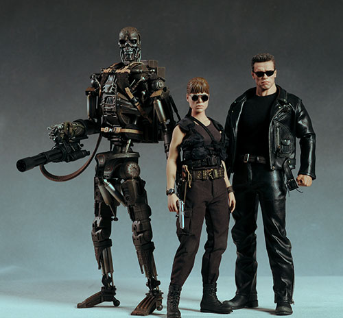 Terminator Sarah Connor sixth scale action figure by Hot Toys
