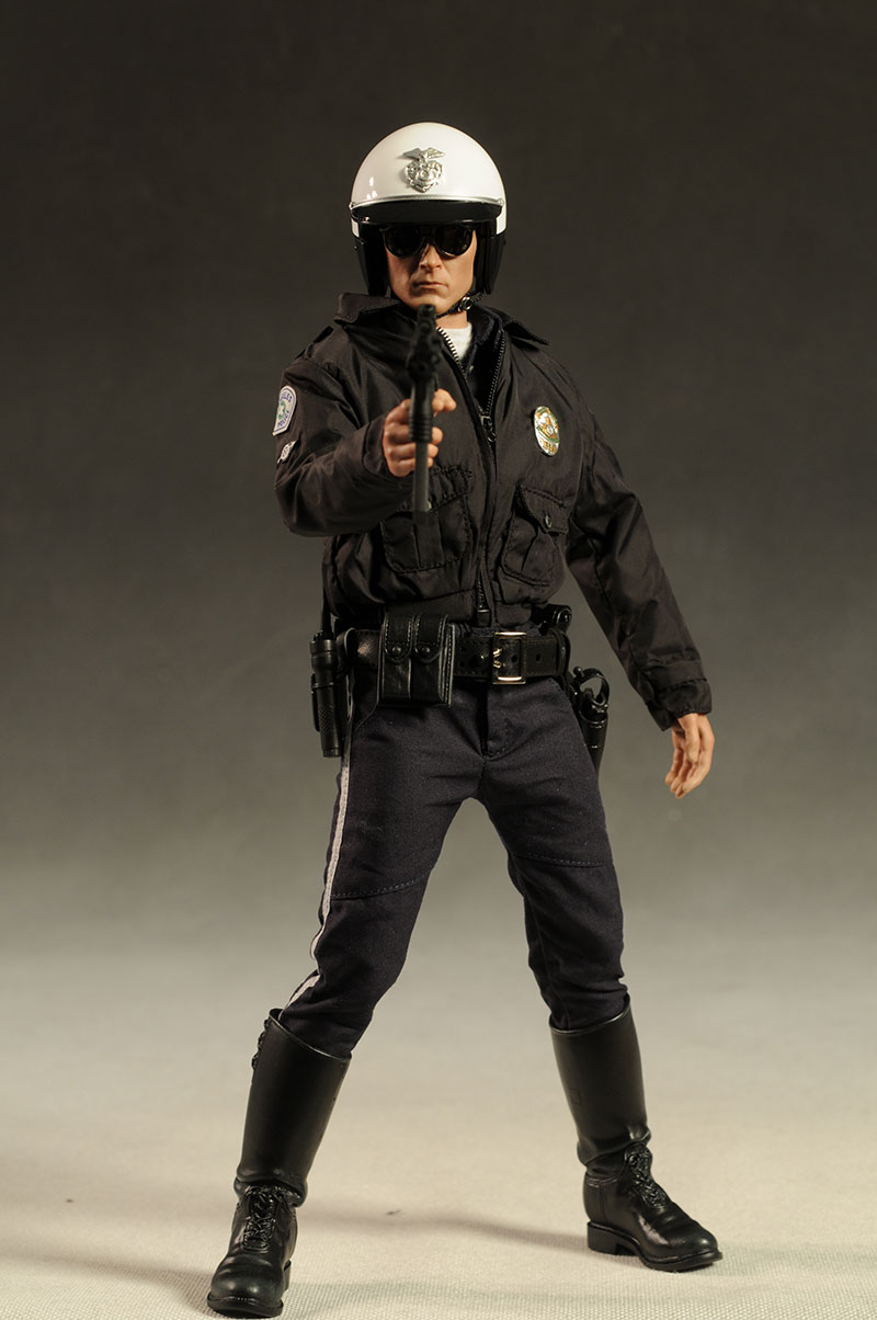 T-1000 Terminator sixth scale action figure from Hot Toys