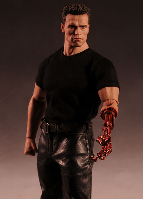 Terminator T-800 sixth scale action figure by Hot Toys