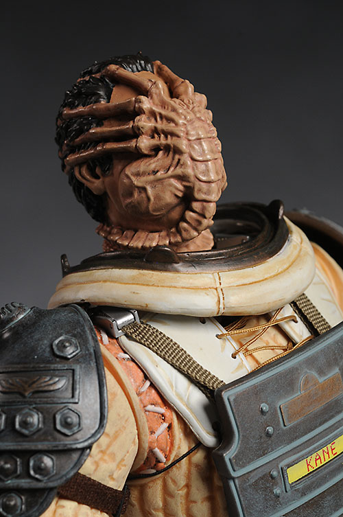 Hot Toys Alien Kane action figure
