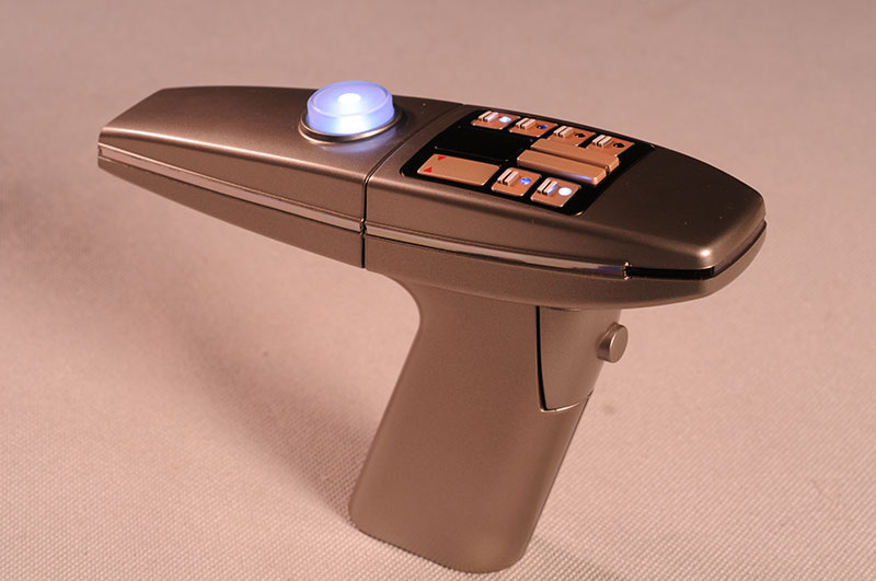 Wrath of Khan Star Trek phaser by Diamond Select Toys