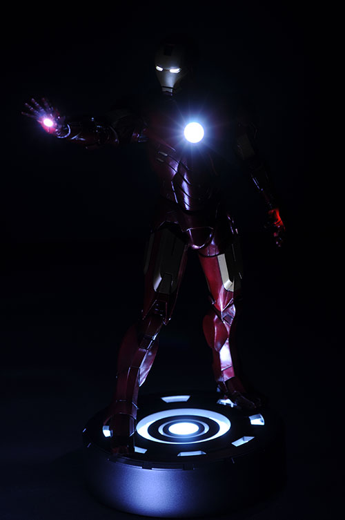 Iron Man 2 Mark IV statue by Kotobukiya