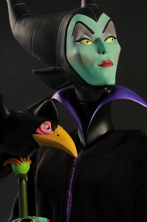 Maleficent Premium Format Statue Sleeping Beauty by Sideshow Collectibles