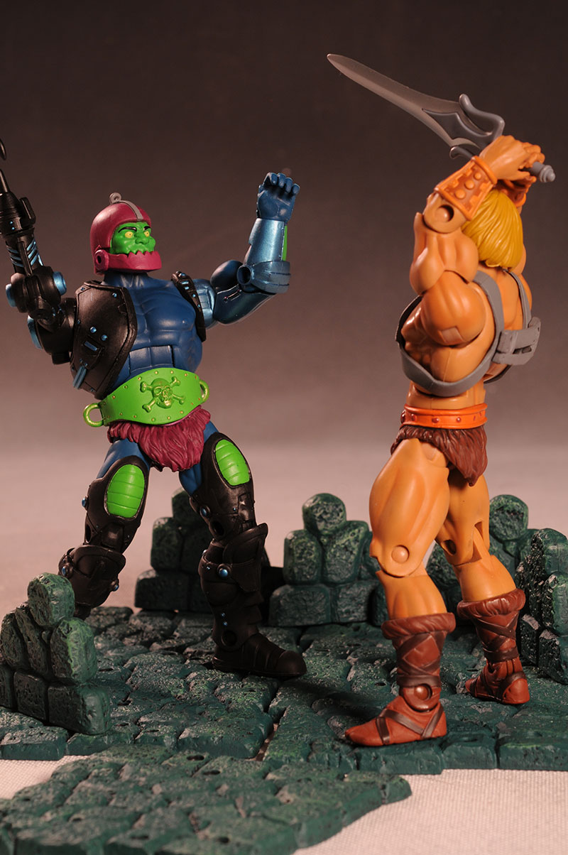 Masters of the Universe Classic display stands by Mattel