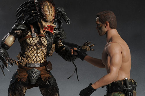 Predator sixth scale action figure by Hot Toys