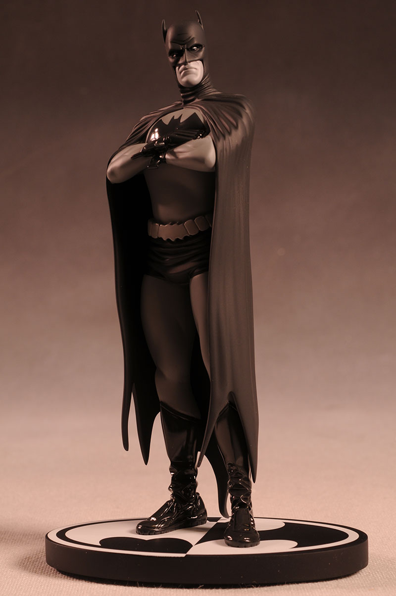 Batman Black and White Frank Quiteley statue by DC Direct
