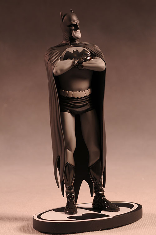 Batman Black and White Frank Quitely statue by DC Direct