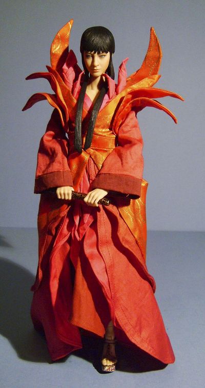 Saizo Kirigakure and Chacha Asai Goemon sixth scale action figures by Hot Toys