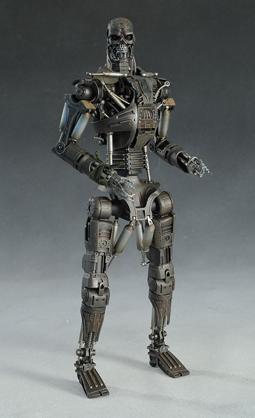 John Connor T-600 Terminator Salvation sixth scale action figure by Hot Toys