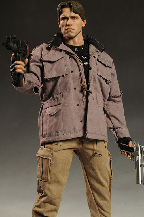 Terminator T-800 sixth scale action figure by Hot Toys
