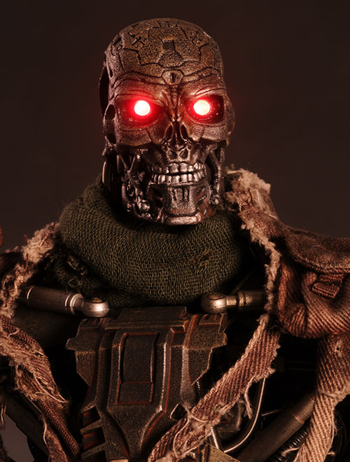 T-600 Terminator Salvation weathered skin sixth scale action figure by Hot Toys