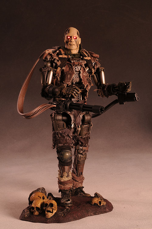 T-600 Terminator Salvation weathered skin sixth scale action figure by Hot Toys
