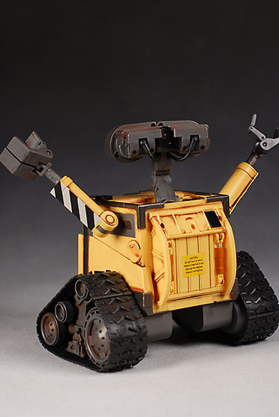 Thinkway Wall-E UCommand remote control action figure