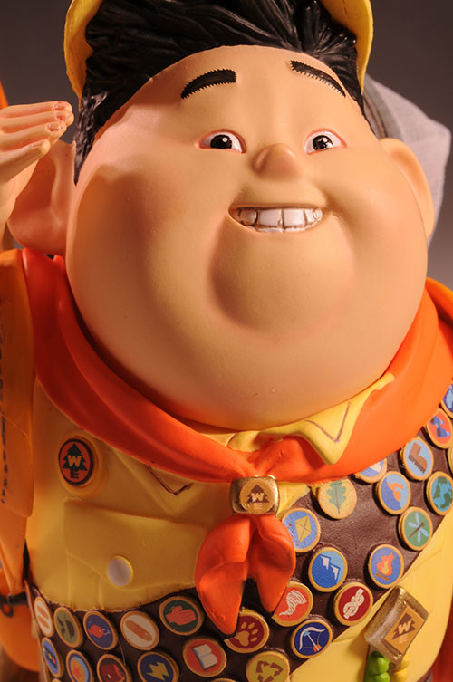 Up Carl Fredricksenn and Russell vinyl figures from Hot Toys