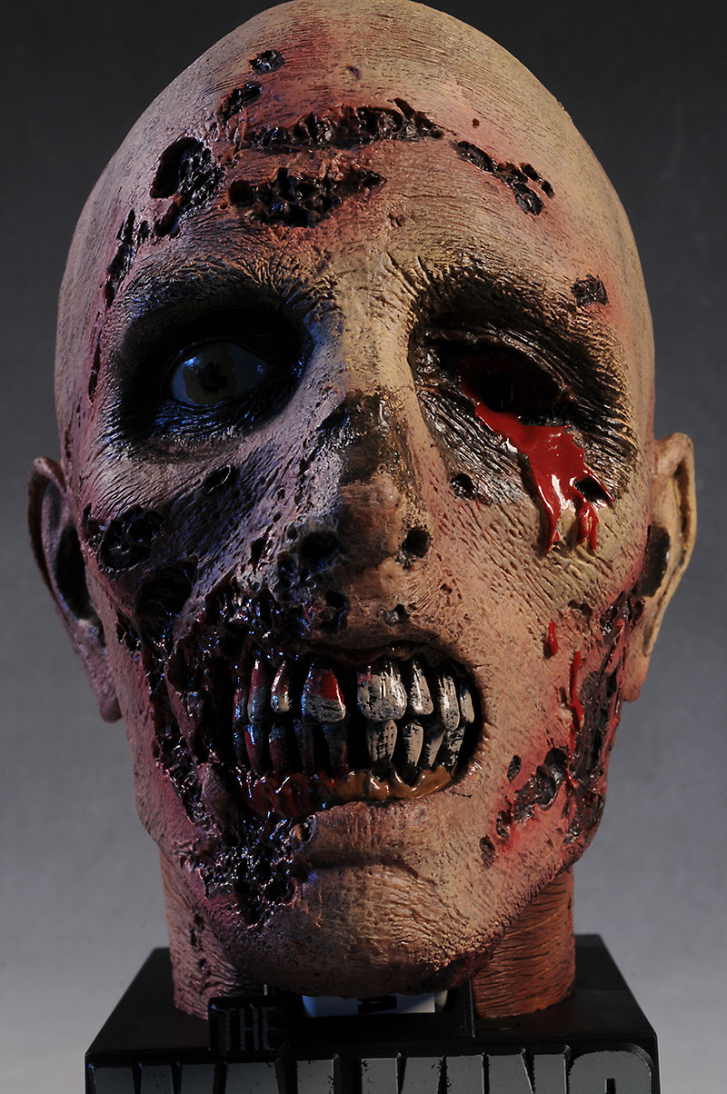 Walking Dead season 2 Zombie Head case by McFarlane Toys