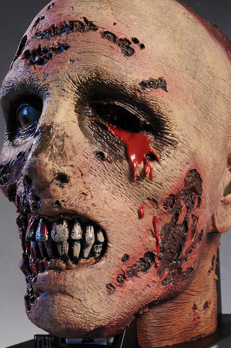 Walking Dead season 2 Zombie Head case by McFarlane Toys