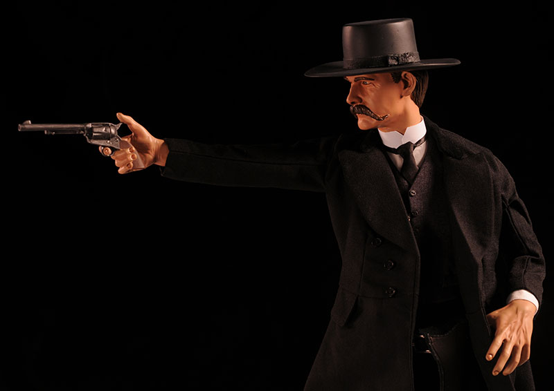 Wyatt Earp Premium Format statue by Sideshow Collectibles