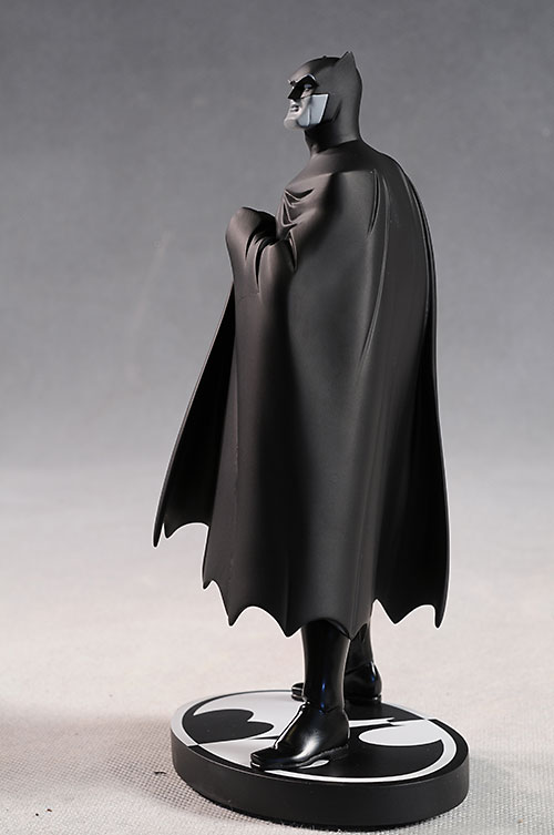 Batman Black & White Cooke, Jock statues by DC Direct