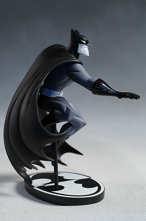 Bruce Timm Batman Black & White statue by DC Direct
