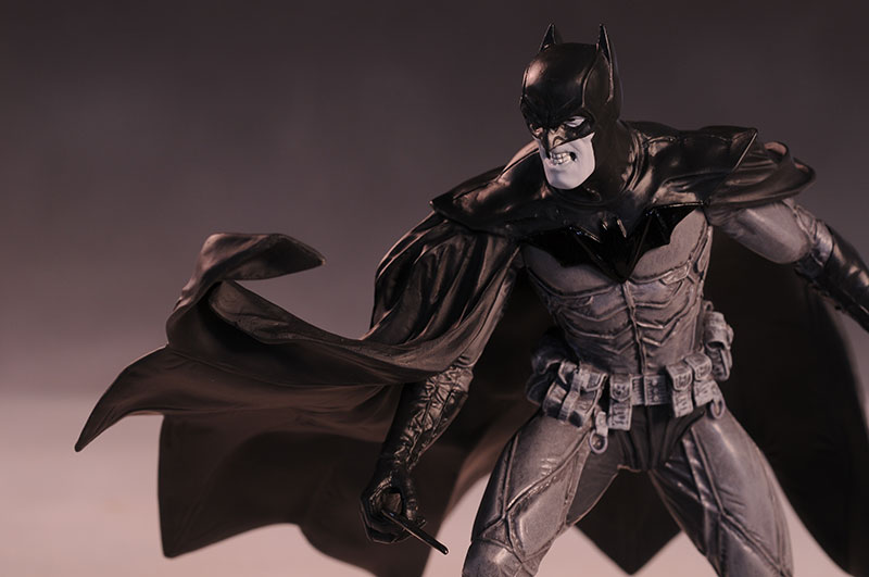 Batman Black and White Bermejo statue by DC Direct