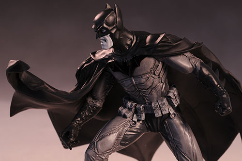 Batman Black and White Bermejo statue by DC Direct