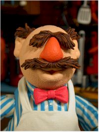 Muppets Swedish Chef action figure, Kitchen play set by Palisades