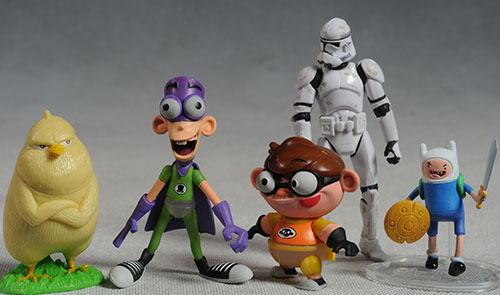 Review and photos of Fanboy and Chum Chum action figures by Jazwares