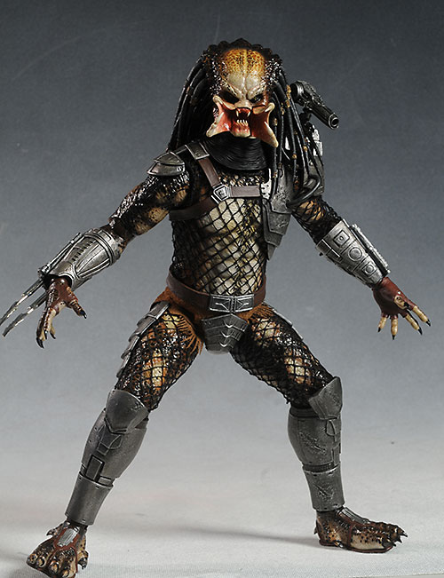 Classic Predator sixth scale action figure by Hot Toys