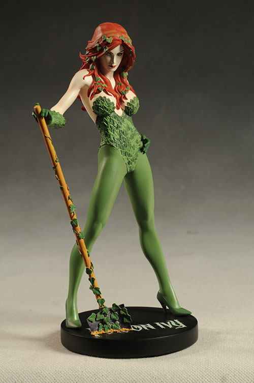 Poison Ivy Cover Girls DCU statue by DC Direct