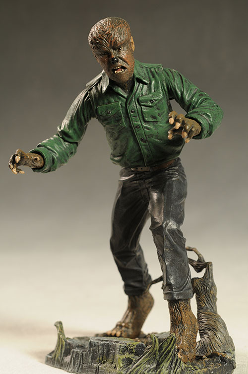 Universal Monsters  Wolfman figure by DST
