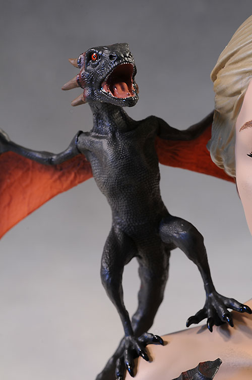 Game of Thrones Daenerys mini-bust by Dark Horse