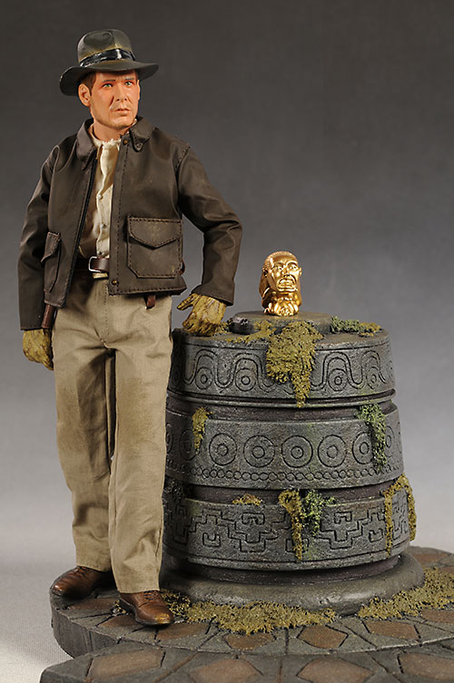 Sideshow 1:6 Indiana Jones Raiders of the Lost Ark Figure Stand 