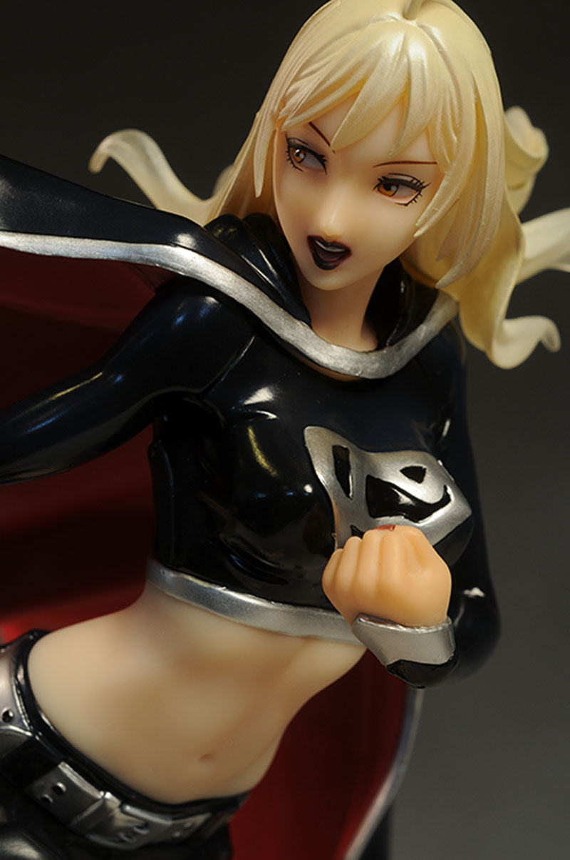 Bishoujo Evil Supergirl SDCC statue by Kotobukiya