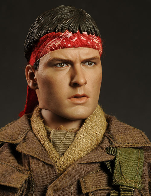 Platoon Chris Taylor sixth scale figure by Hot Toys