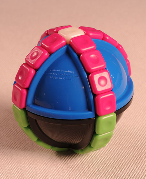 Sphere XYZ puzzle toy